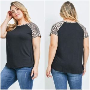 Short sleeve top